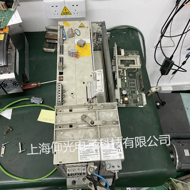 西门子伺服驱动器维修报警代码,显示故障修理