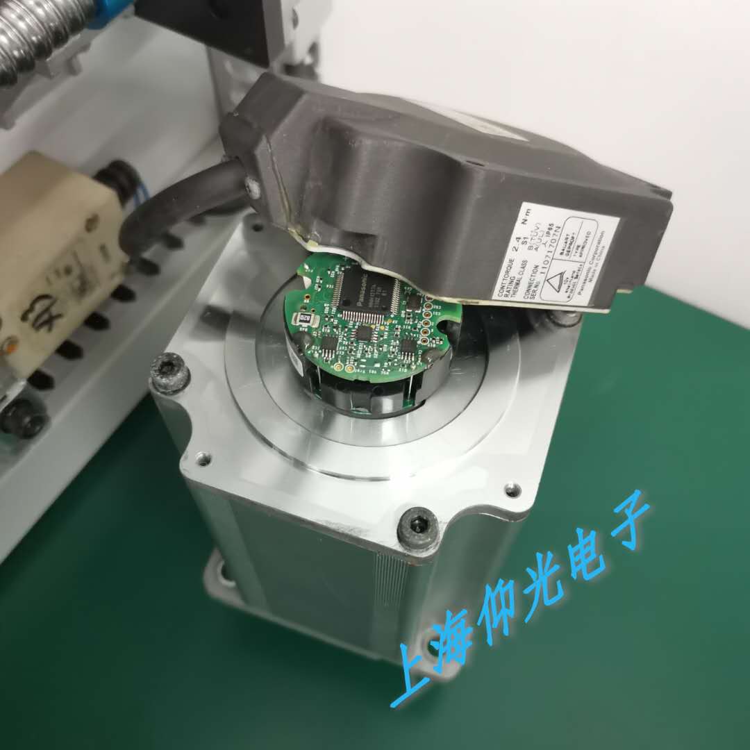 松下伺服电机抖动，发热，发烫维修