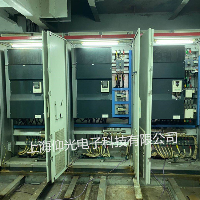 施耐德61系列变频器维修常见故障ATV61HD15N4Z报OC/LU修理