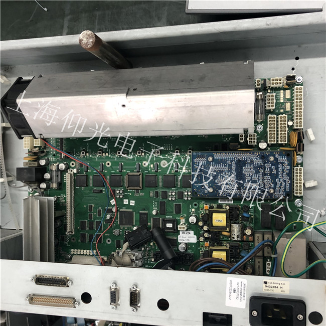 SVF-G7-G15/P18.5T4B变频器在上电时跳E009