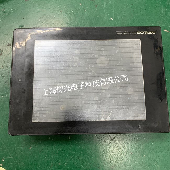 三菱触摸屏维修GT1175-VNBA-C白屏故障维修