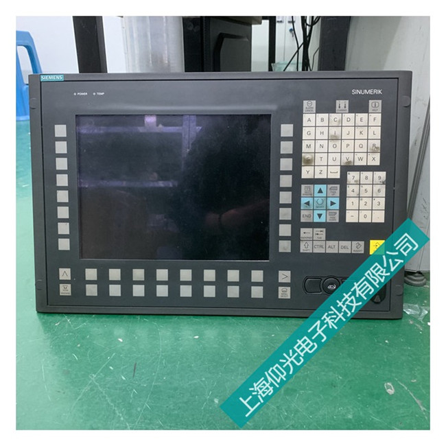 西门子系统开机后显示屏不亮维修