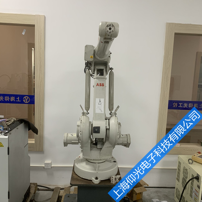 工业机器人的定期保养与日常维护