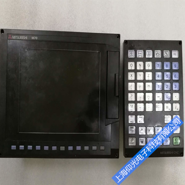 三菱数控系统屏幕有显示无内容维修