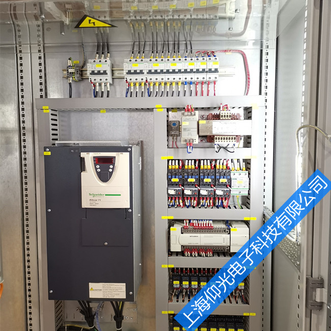 施耐德变频器出现报警现象故障维修