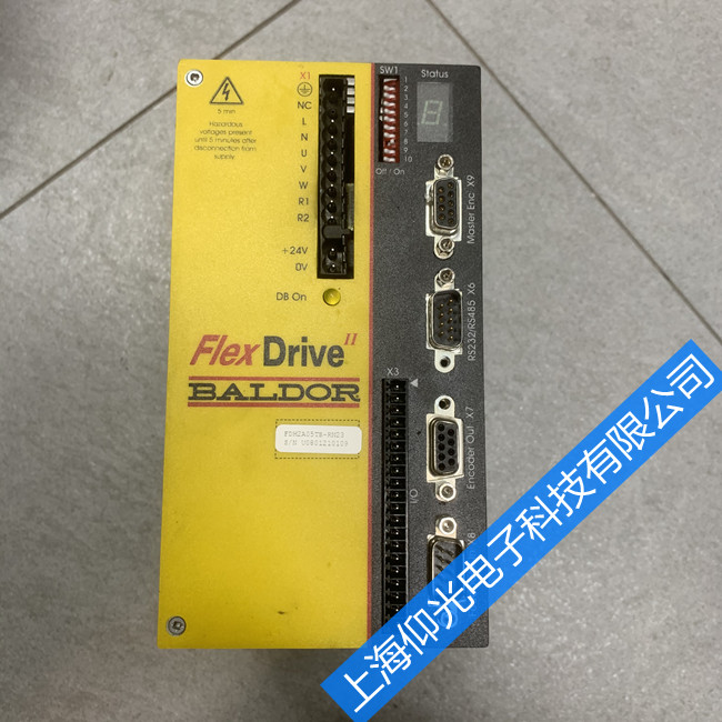 保德伺服驱动器FD2A05TR-RN20过热无显示故障维修