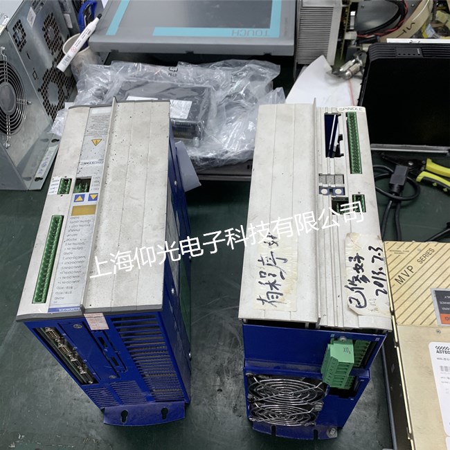 科尔摩根驱动器SERVOSTAR 620-AS-FAN过热故障维修