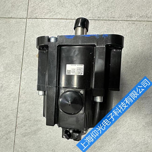 安川机器人伺服电机SGMGH-44A2A-YR1启动不了维修