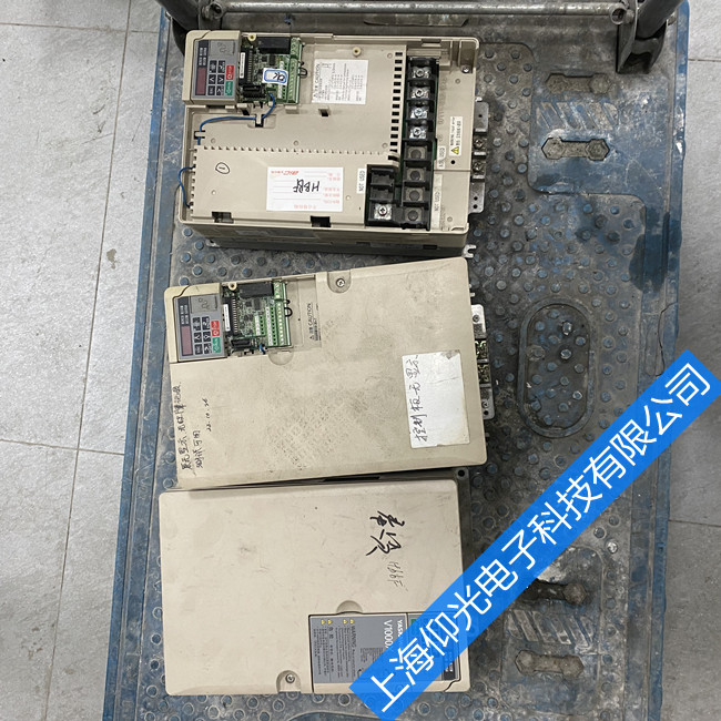 安川H1000变频器维修频率指令和OPR闪烁,机器开不起来怎么处理？