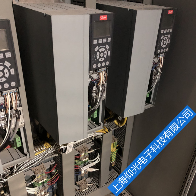 丹佛斯vlt2900变频器报ERR38内部故障维修