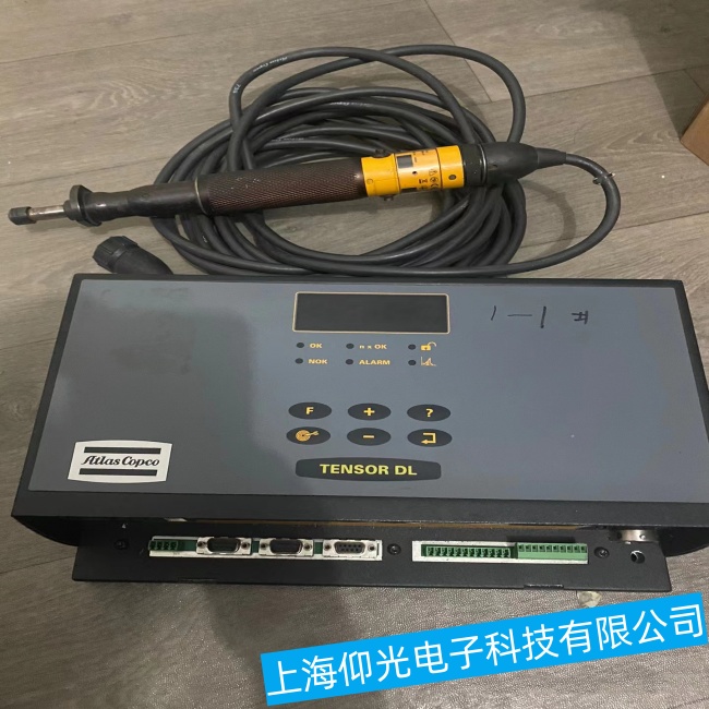 Atlas阿特拉斯拧紧控制器上电后出现黑屏故障维修处理方法